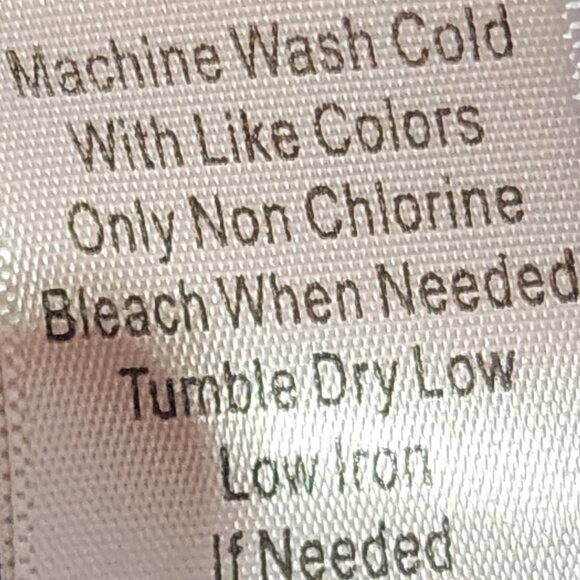 Coldwater Creek Black White Blue Slevless V Notch Native Print Poly Top Sz 1X 18 - Picture 16 of 16